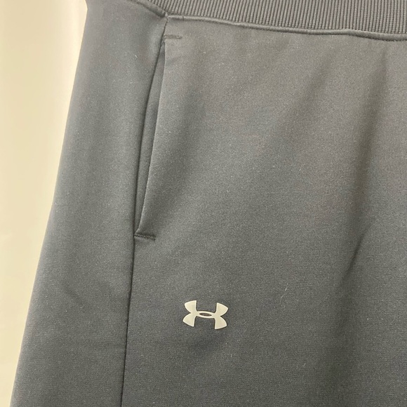 UNDER ARMOUR Wide Leg Loose Pant - Picture 7 of 7
